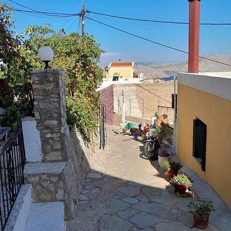 "Aris" Sevasti Symi Studios Exterior photo